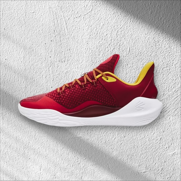 Under Armour Curry X Bruce Lee Collection Sneakers (NWT) - Picture 4 of 8